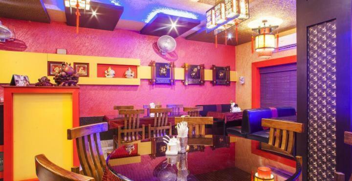 Hotel Lee Garden Puri Bagian luar foto